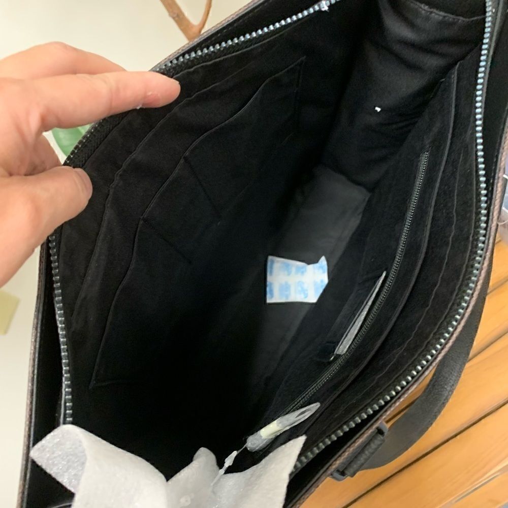 Coach Graham Structured Tote In Signature Canvas With Souvenir Patches - Picture 14 of 16